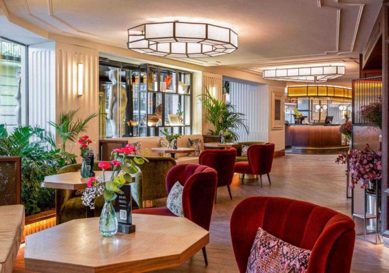 Only You Hotel Valencia Luaran gambar The hotel's lobby