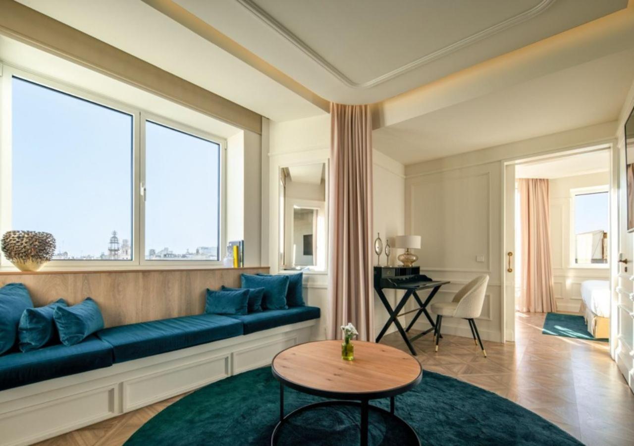 Only You Hotel Valencia Luaran gambar